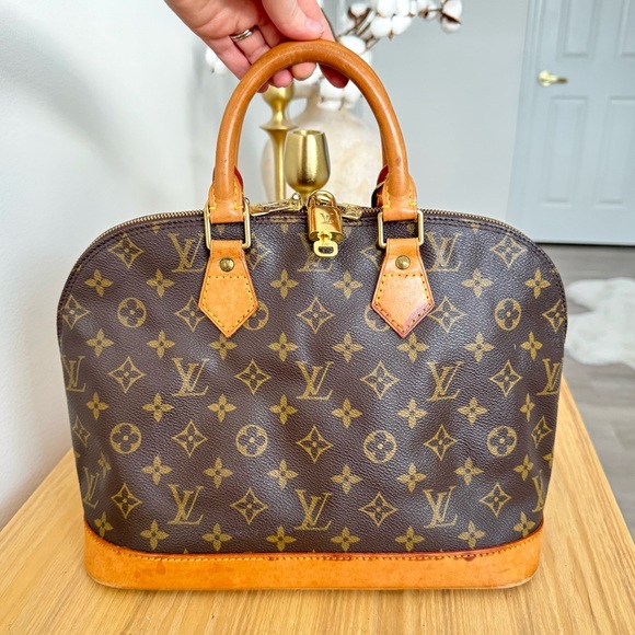 ✅AUTHENTIC✅LOUIS VUITTON ALMA PM - Picture 13 of 14
